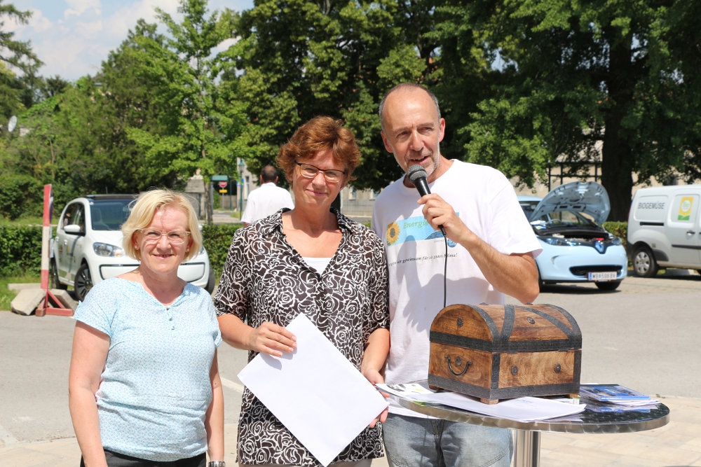 GRin Eva Rott, Gewinnerin des 1. Preises, einem Wochenende mit einem Renault ZOE